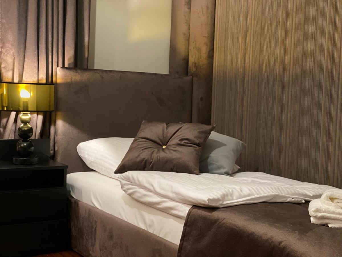 Family & Business Sauna Apartments Klonowa Nad Zalewem, Unikat Spa كيلتشي المظهر الخارجي الصورة