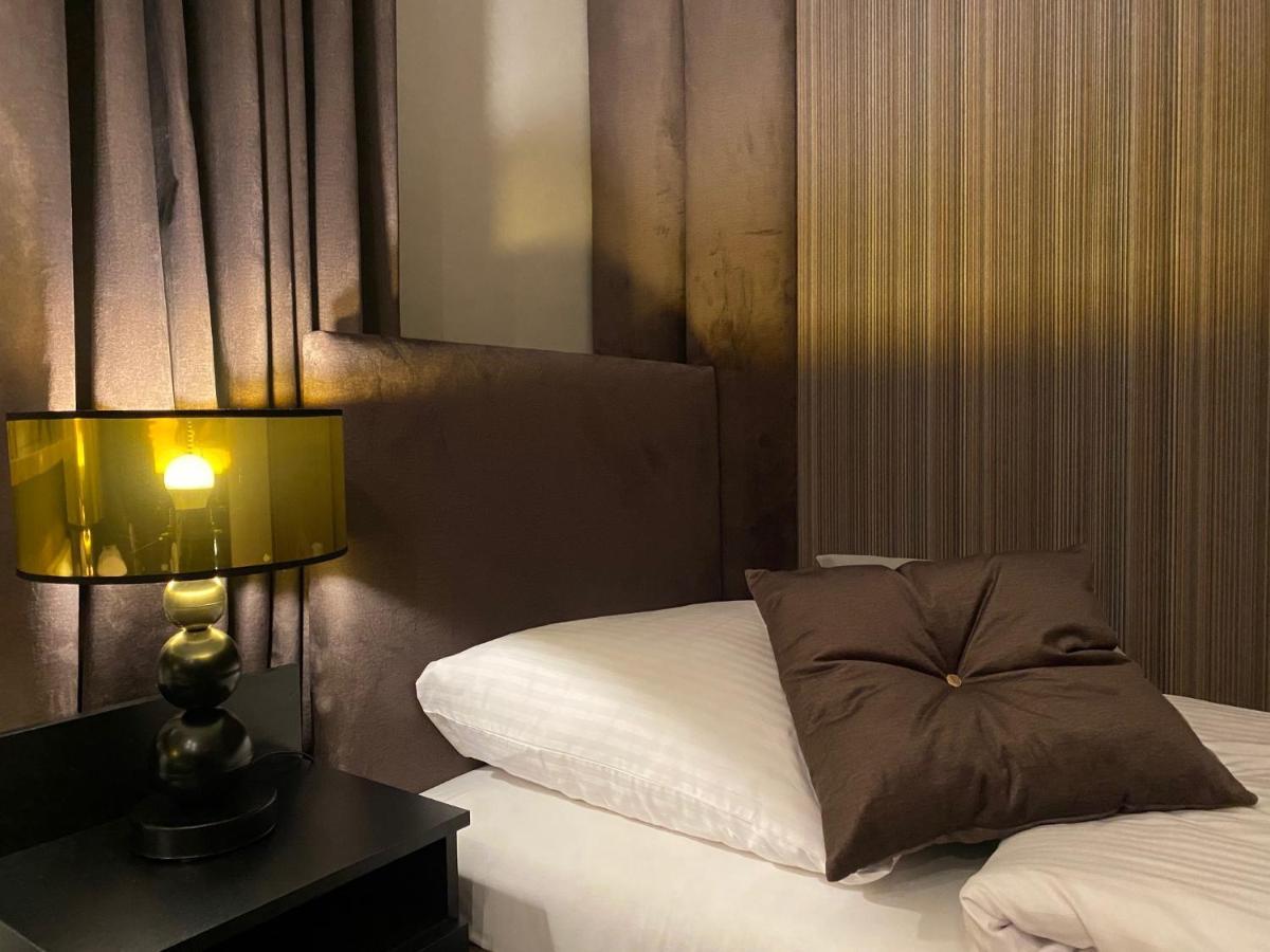 Family & Business Sauna Apartments Klonowa Nad Zalewem, Unikat Spa كيلتشي المظهر الخارجي الصورة