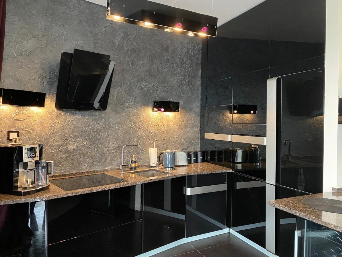 Family & Business Sauna Apartments Klonowa Nad Zalewem, Unikat Spa كيلتشي المظهر الخارجي الصورة