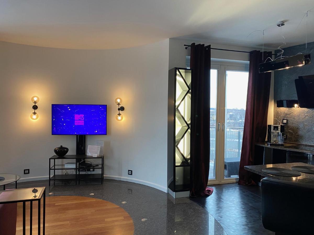 Family & Business Sauna Apartments Klonowa Nad Zalewem, Unikat Spa كيلتشي المظهر الخارجي الصورة